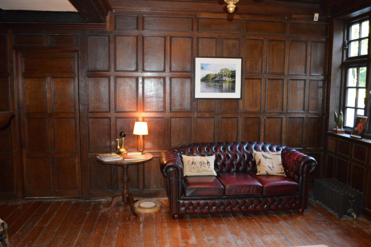 بيلث ويلز Pwll-Y-Faedda Bed & Breakfast المظهر الخارجي الصورة